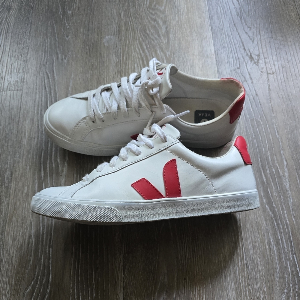 Veja Campo Leather Sneakers with Red Accents